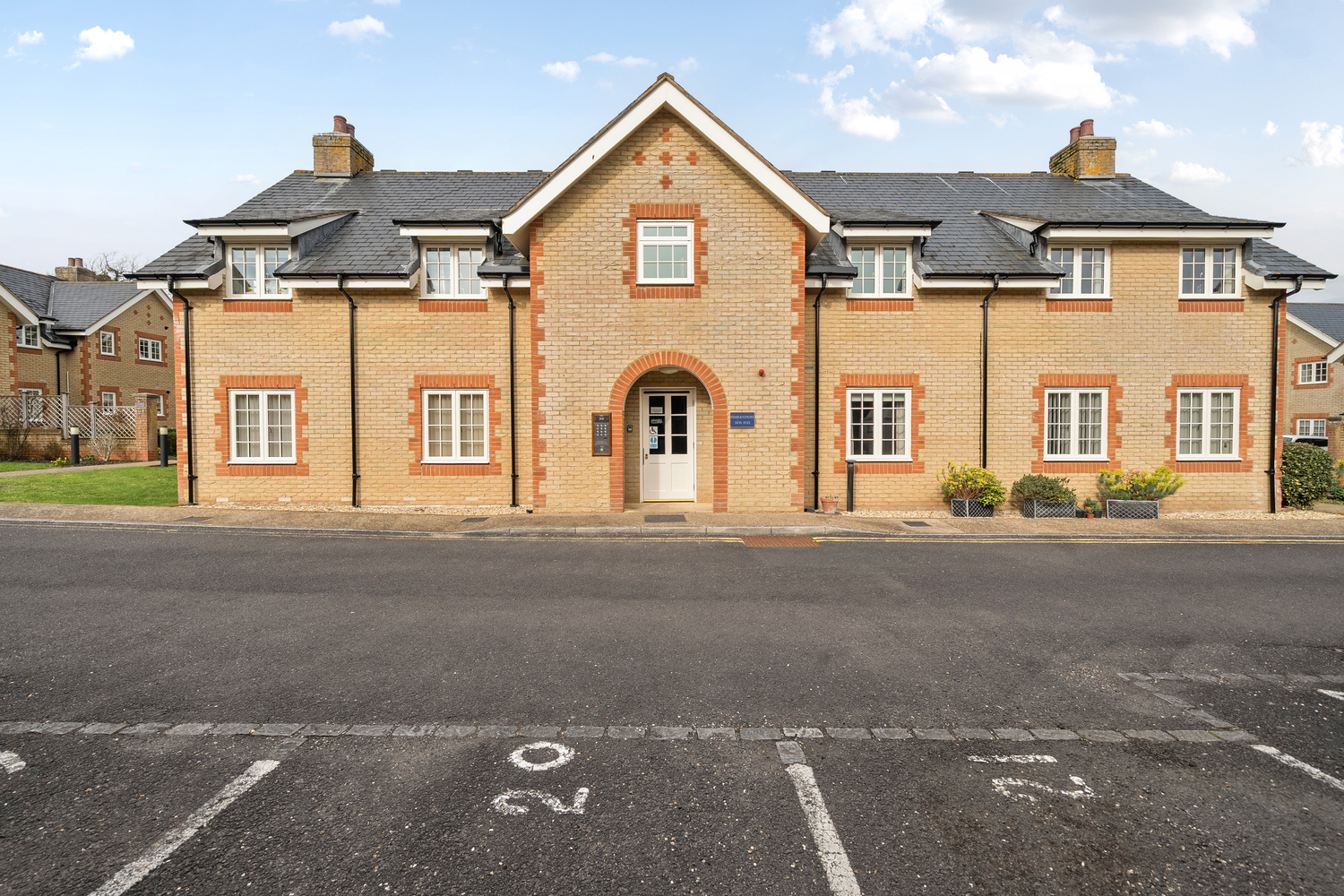 Gatchell Oaks, Trull