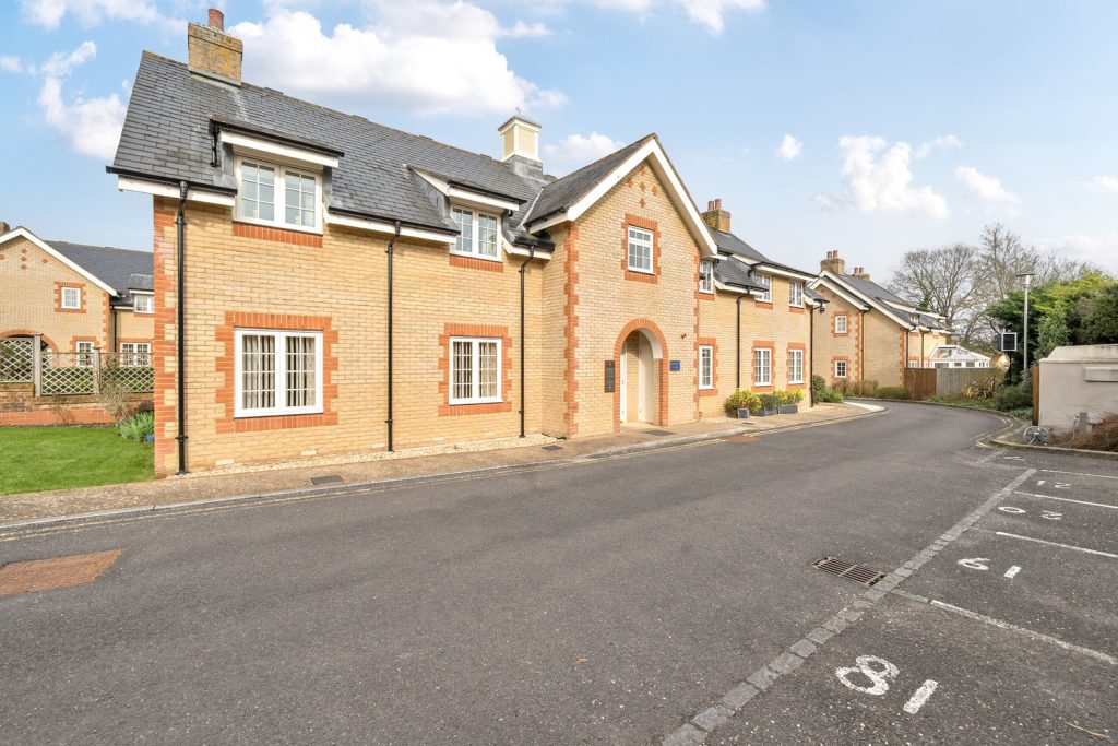 Gatchell Oaks, Trull