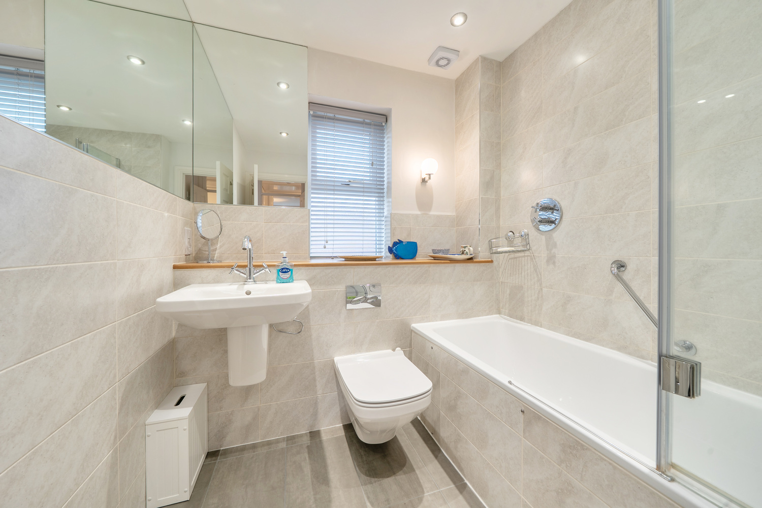 Mead Way, Monkton Heathfield