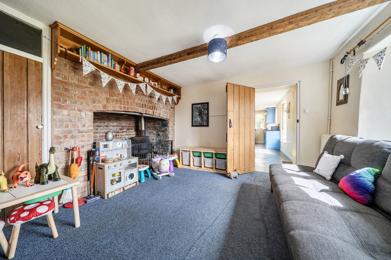 Cutsey, Trull, 1.75 acre
