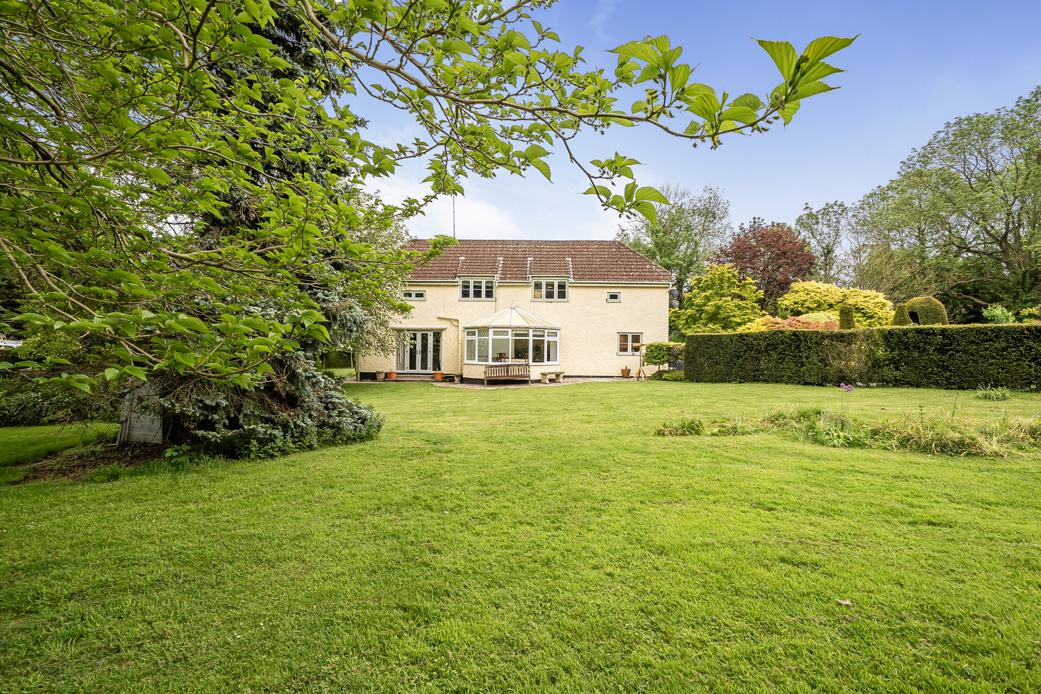 Thornfalcon, Taunton, 3.85 Acres