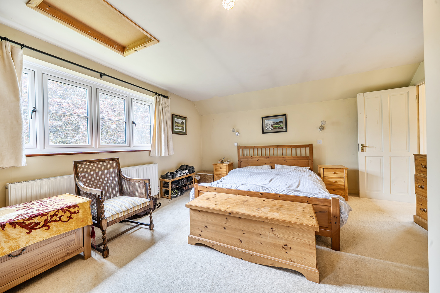 Thornfalcon, Taunton, 3.85 Acres