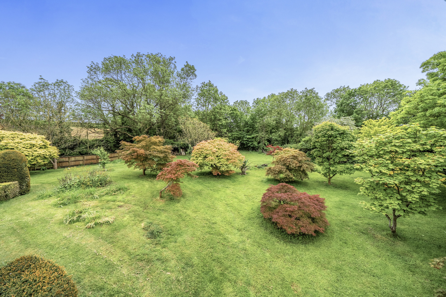 Thornfalcon, Taunton, 3.85 Acres