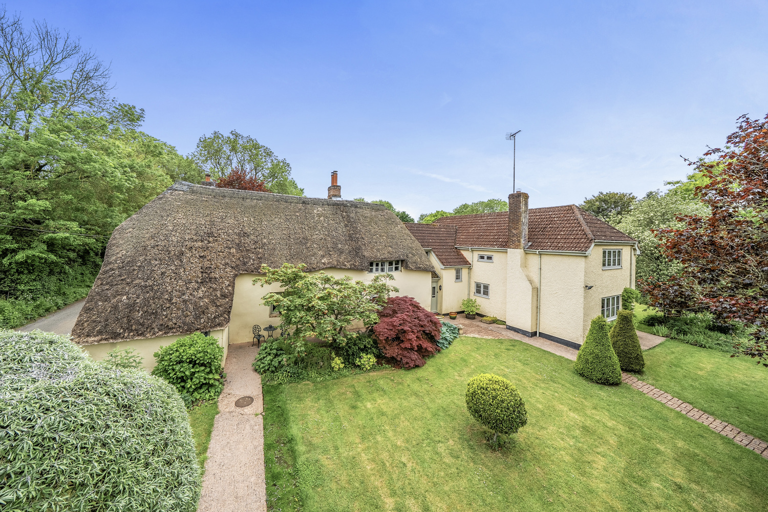 Thornfalcon, Taunton, 3.85 Acres