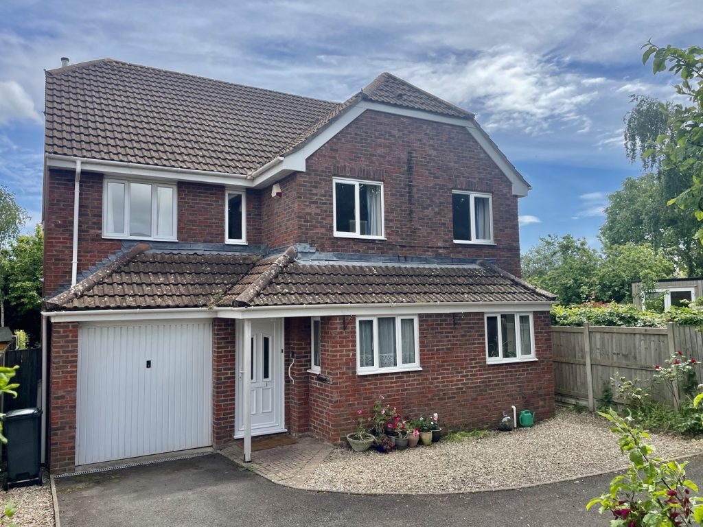 Broadlands Rise, Taunton