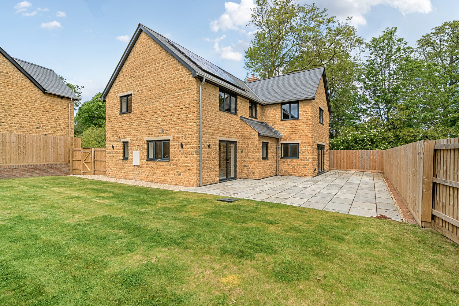 Broadstone Lane, Hardington Mandeville