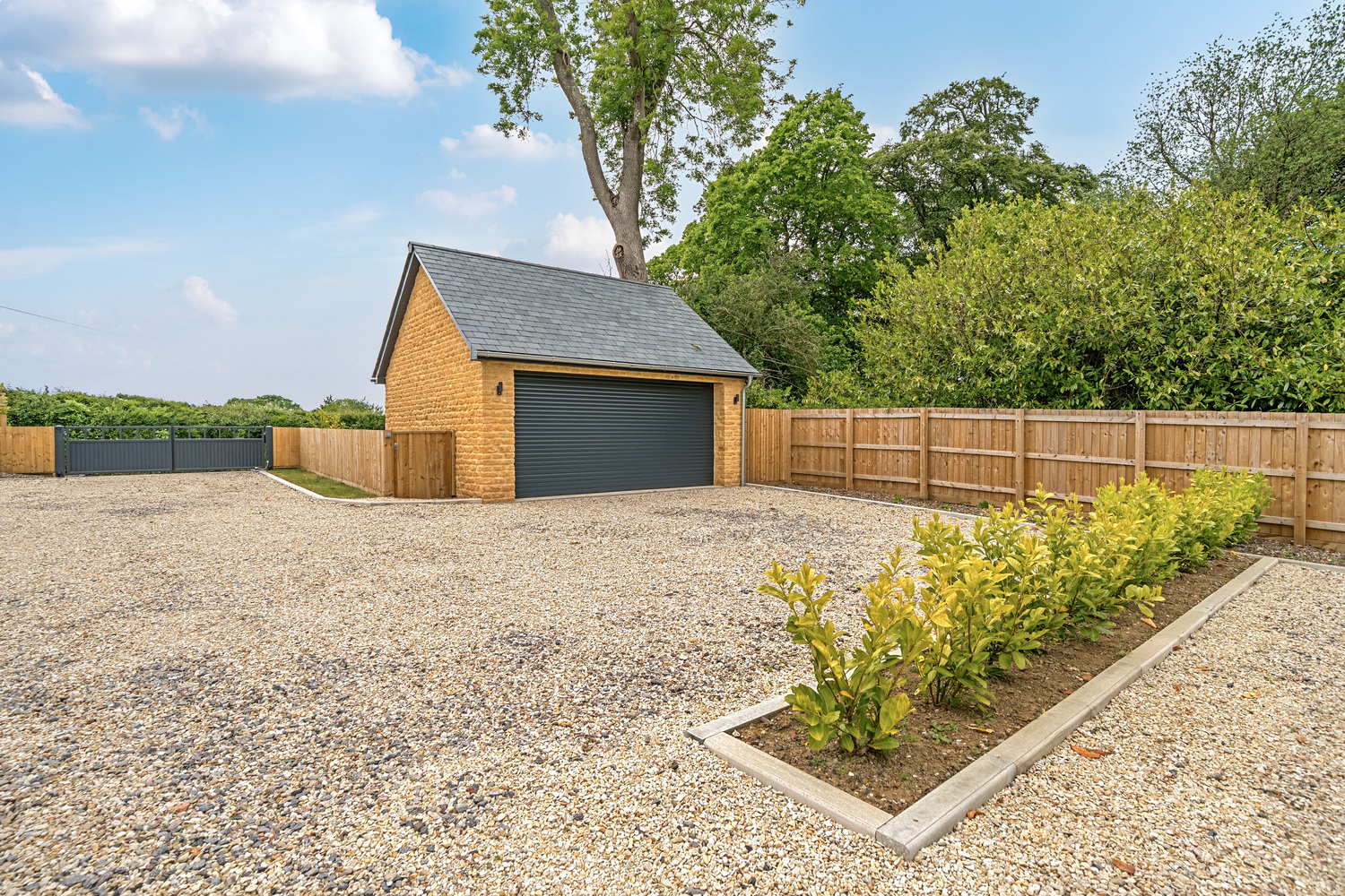 Broadstone Lane, Hardington Mandeville