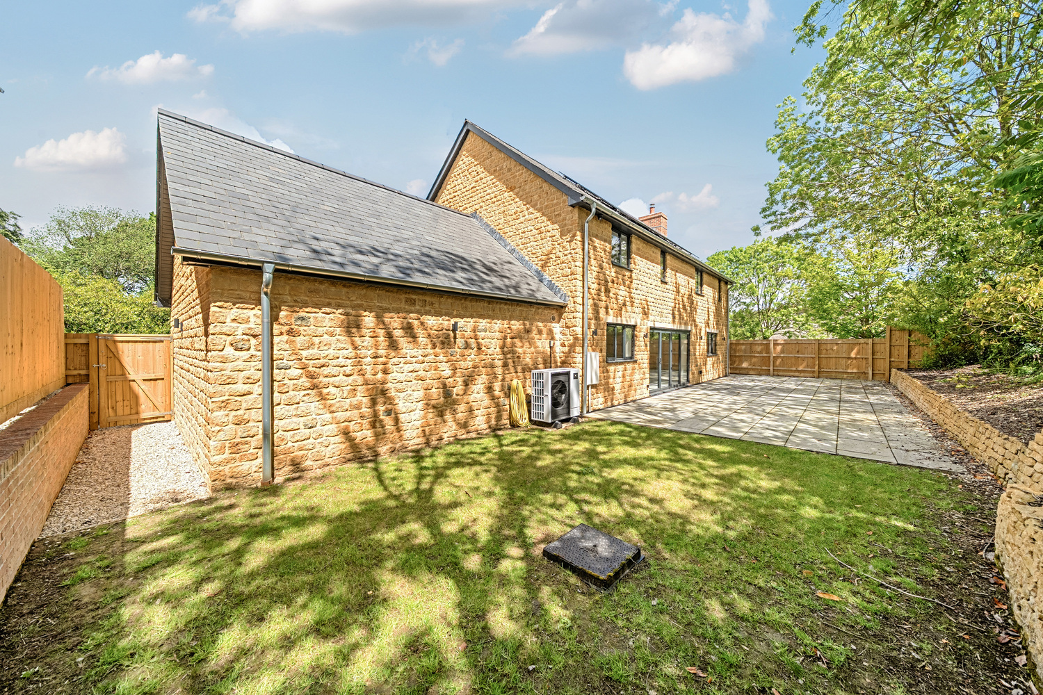 Broadstone Lane, Hardington Mandeville